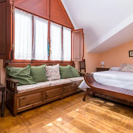 Casa Con Jardin Privado * Orena