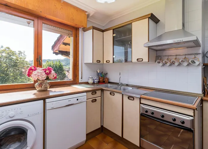 Casa Con Jardin Privado Oreña