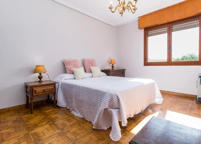 Nyaraló Casa Con Jardin Privado